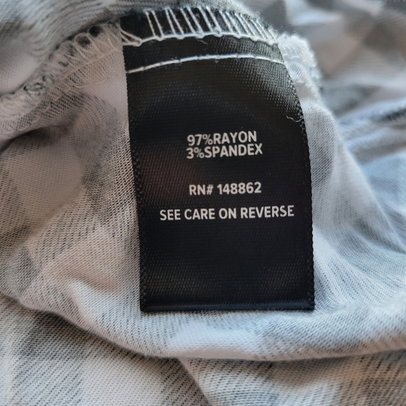 Torrid Black Gingham Stretch Challis Peplum Blouse Women's Size 4/4X Rayon Blend - Picture 5 of 7